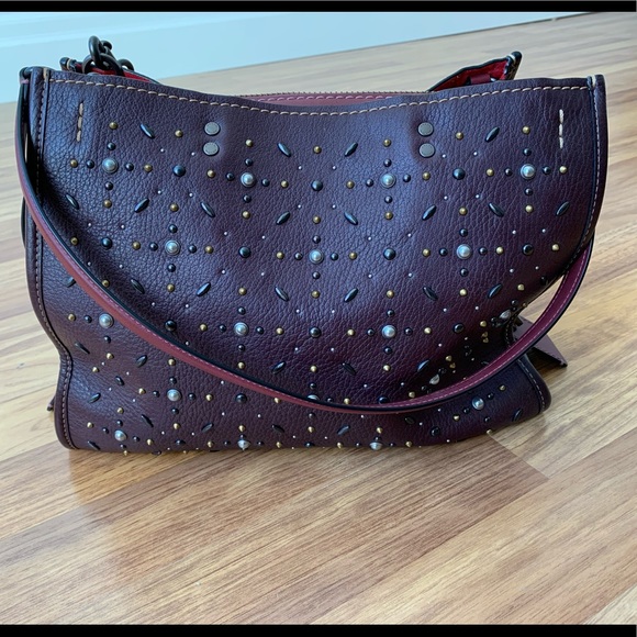 SOLD COACH 1941 ROGUE GEN 2 PRAIRIE RIVETS - Picture 3 of 16